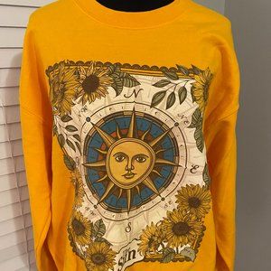 Crewneck Sun Sweatshirt Size Large
